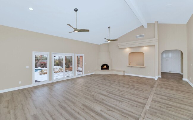 Building Photo - 8633 E CAMINO DEL MONTE, Scottsdale, AZ 85255