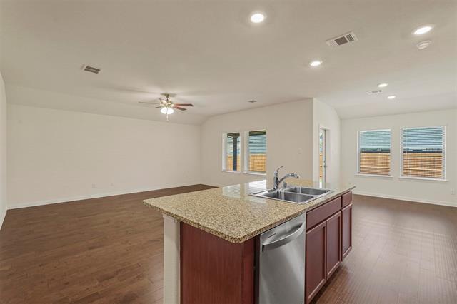 Foto del edificio - 3412 Riverlawn Dr