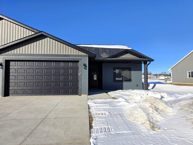 Foto del edificio - 1227 Wisteria Ln