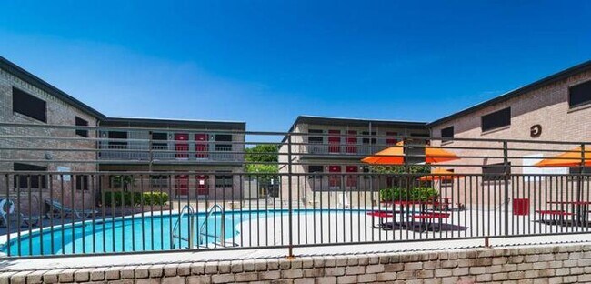 Foto del edificio - 6945 I-10