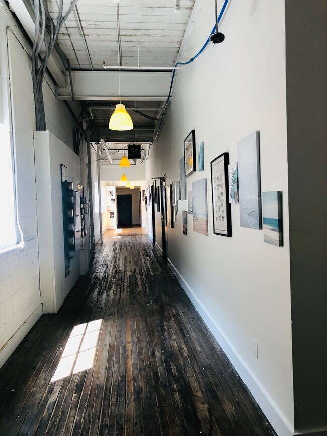 Foto del edificio - 1501 Kemper St