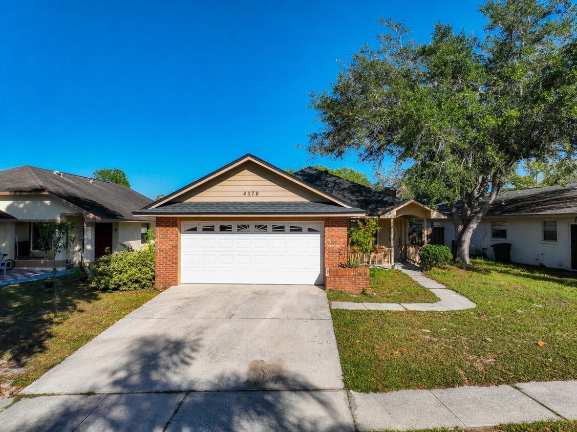 Photo - 4370 Sandhurst Dr (Orlando, FL)