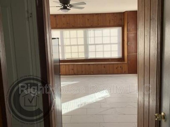 Foto del edificio - 1508 W Main St