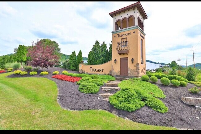 Foto del edificio - 2189 Rolling Hills Dr