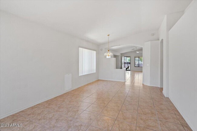 Foto del edificio - 2013 W Tracy Ln