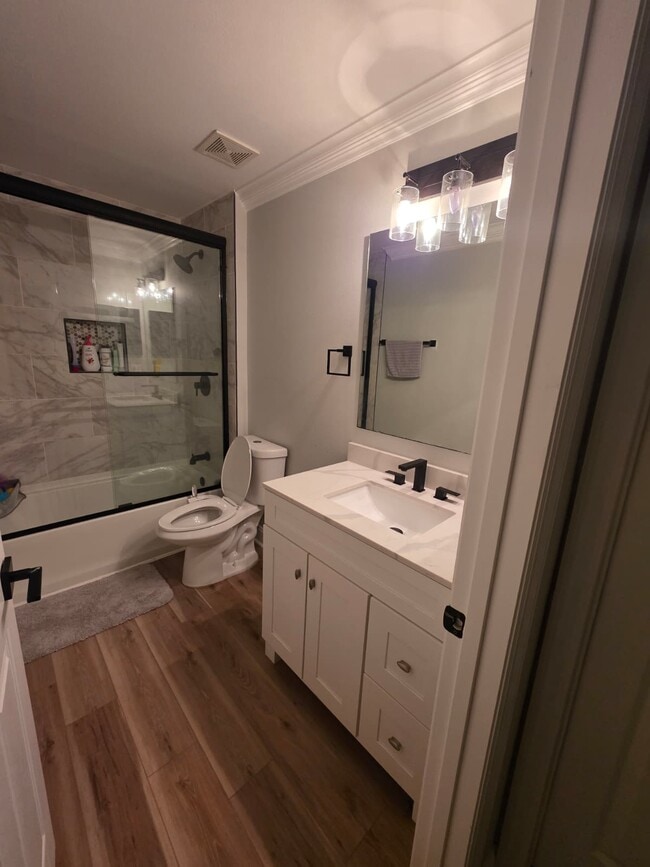 Building Photo - 2430 Canopy Dr