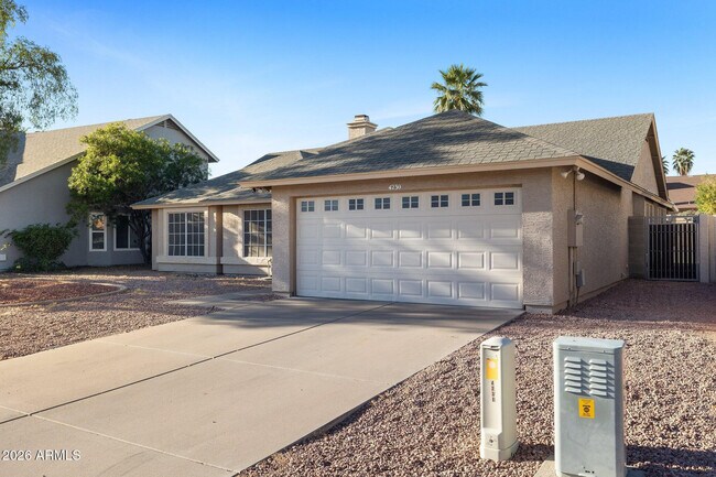 Foto del edificio - 4230 E Saltsage Dr