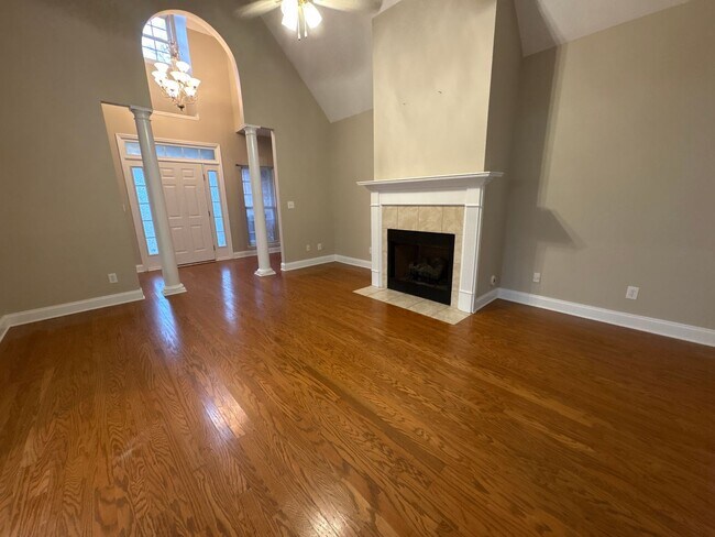 Foto del edificio - 1168 Lake Greenwood Dr