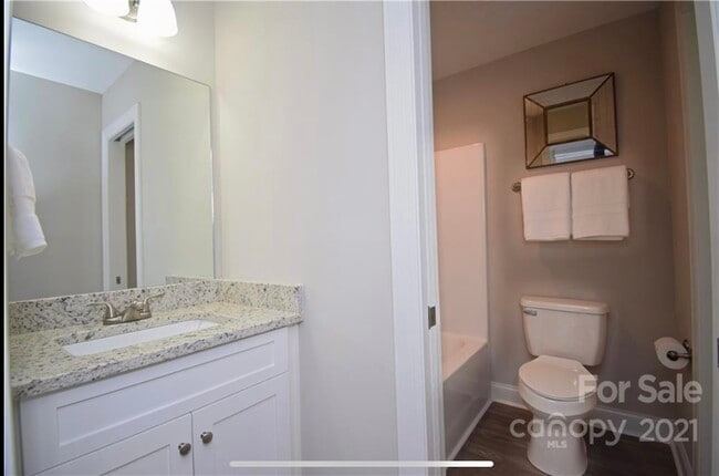 Foto del edificio - 2614 14th St NE
