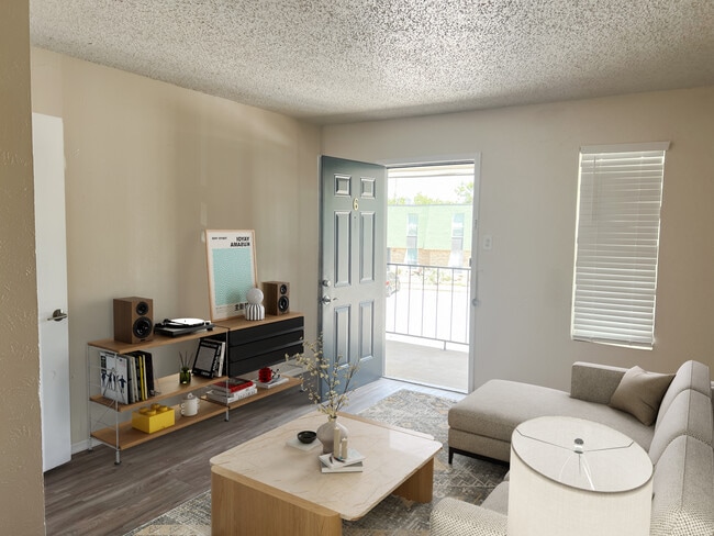 Building Photo - Oakcrest Apartments