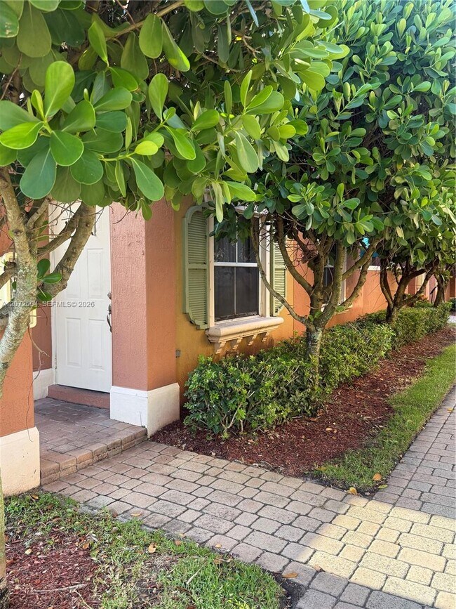 Foto del edificio - 700 SW 106th Ave