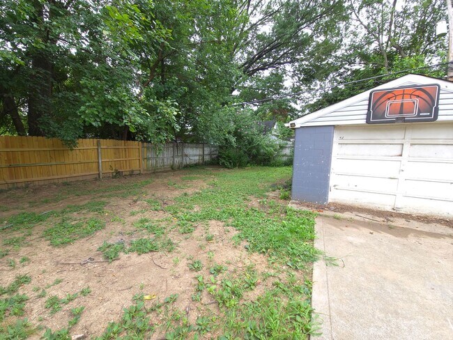 Foto del edificio - Two bedroom house in Churchill