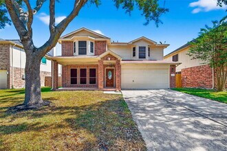 Building Photo - 2222 Mountshire Dr