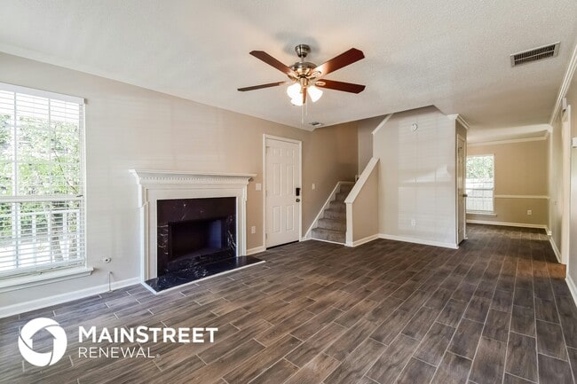 Building Photo - 3781 Wesley View