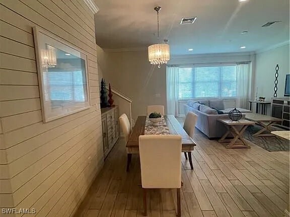 Foto del edificio - 7139 Greenwood Park Cir