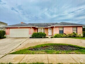 Building Photo - 1334 N Mangonia Dr
