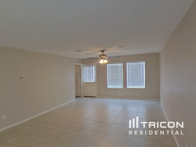 Foto del edificio - 112 Cornstalk Ln