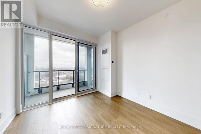 Building Photo - 115 Denison Ave