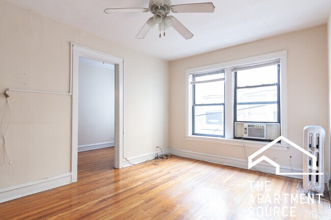 Foto del edificio - 516 W Cornelia Ave