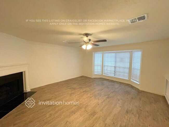 Foto del edificio - 16907 Elmwood Glen Ct