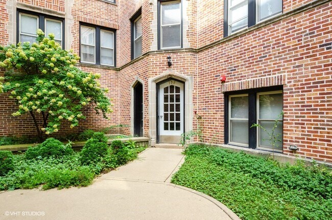 Foto del edificio - 138 Clyde Ave