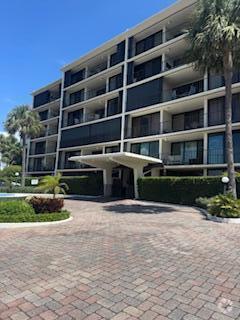 Building Photo - 225 S Beach Rd