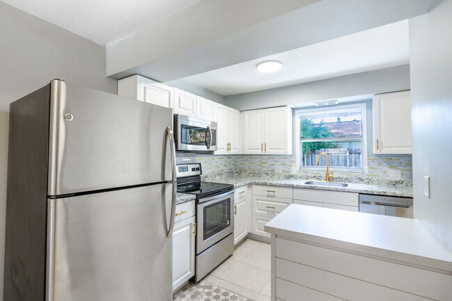 Foto del edificio - 3860 7th Ave N