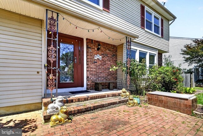 Building Photo - 12 Mershon Ln