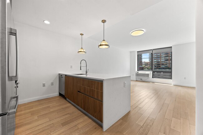 Foto del edificio - 160 1st St