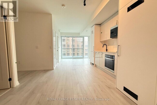 Photo du bâtiment - 280-280 Dundas St W
