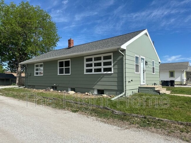 Building Photo - 4525 N 70th St