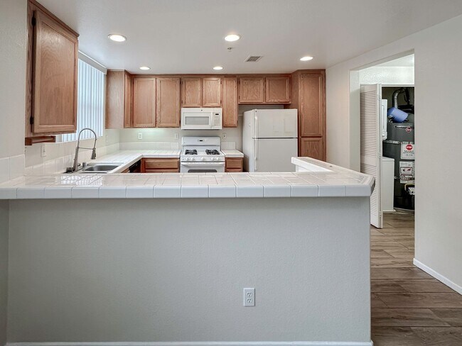 Building Photo - 2 BEDROOM 3 BATH HOME IN MER SOLEIL IN THE...