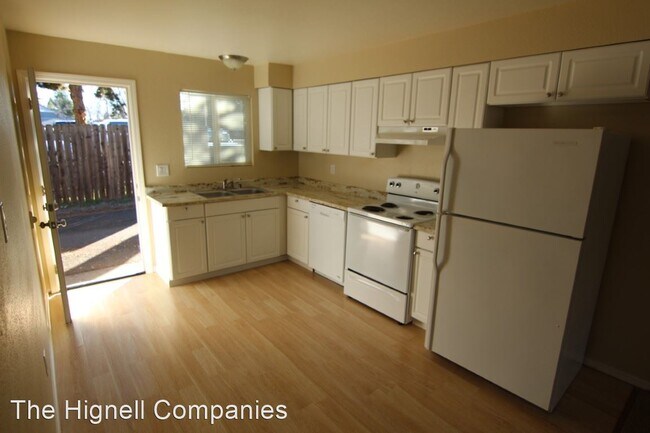 Foto del edificio - 3747 Churn Creek Rd