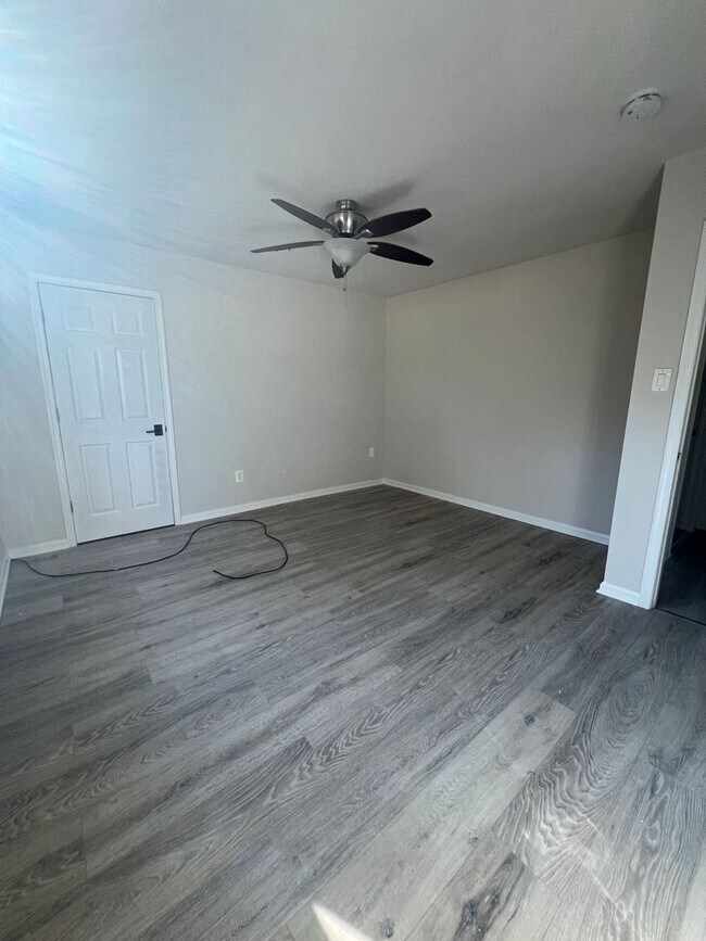 Building Photo - Welcome Home