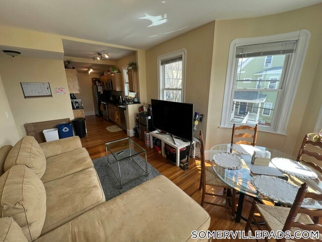 Building Photo - 48-50 Lowell St.