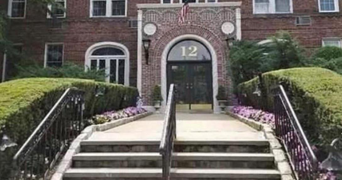Primary Photo - 12 Hamilton Pl