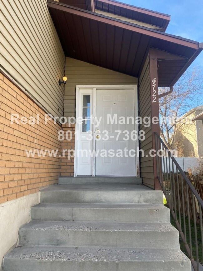 Building Photo - 4722 Xanadu Cir