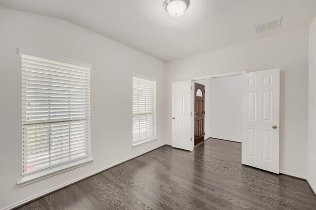 Foto del edificio - 12112 Arran St