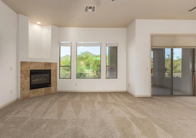 Foto del edificio - 16420 N Thompson Peak Pkwy