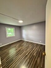 Building Photo - 1109 Quentin Ave