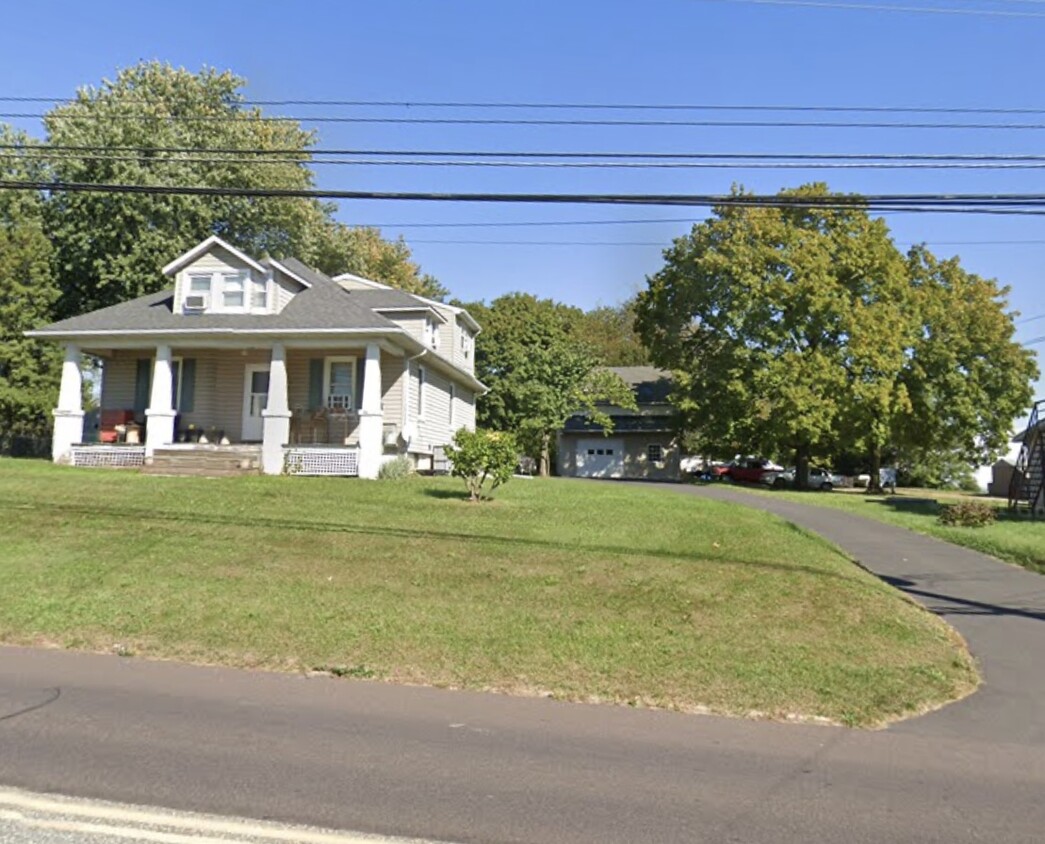 Primary Photo - 1519 W Main St