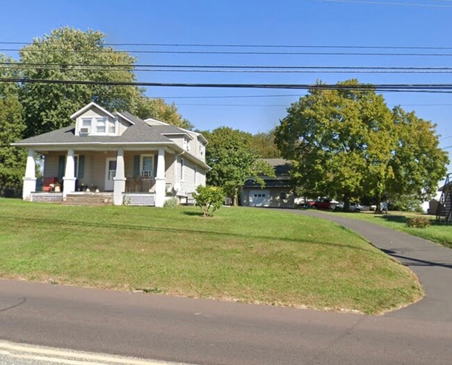 Building Photo - 1519 W Main St