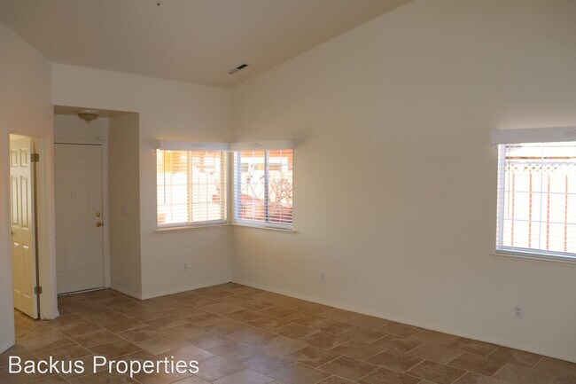 Foto del edificio - 4 br, 2 bath House - 1266 Camarillo Ct.