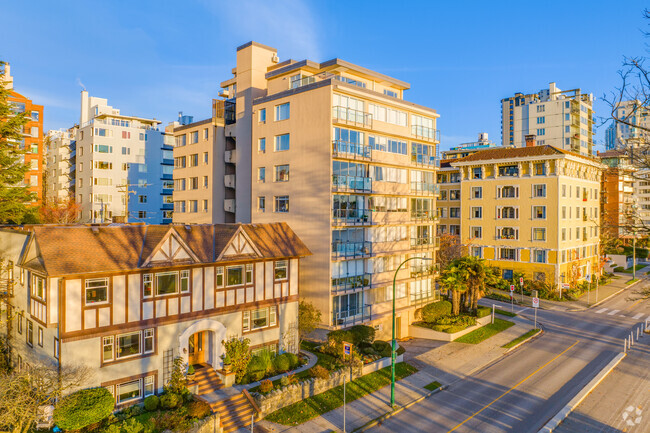 Berwick House Appartements - 1375 Nicola St Vancouver, BC | Apartments.com