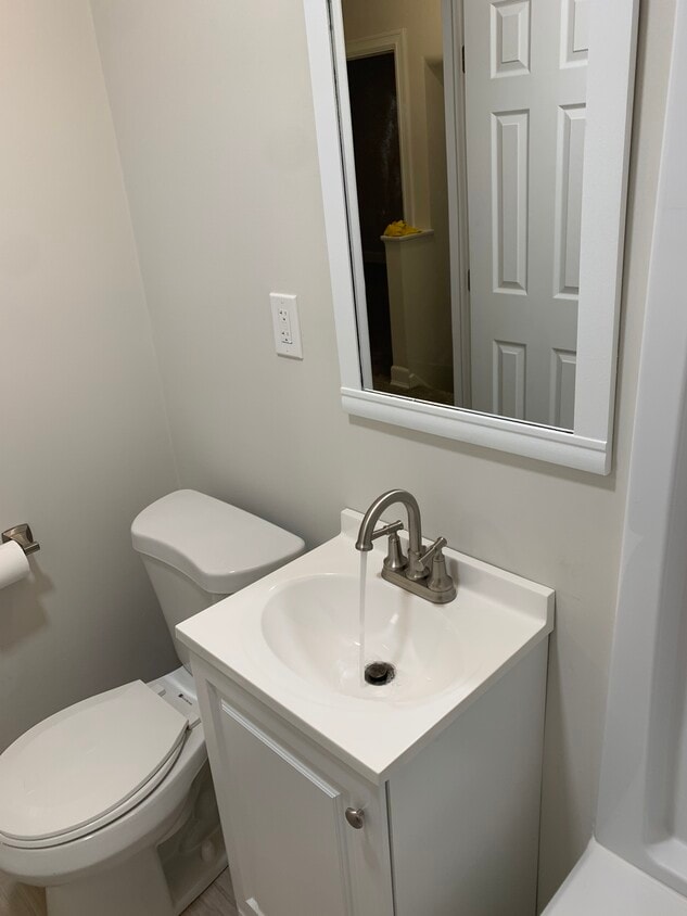 Bathroom - 281 Oak Dr