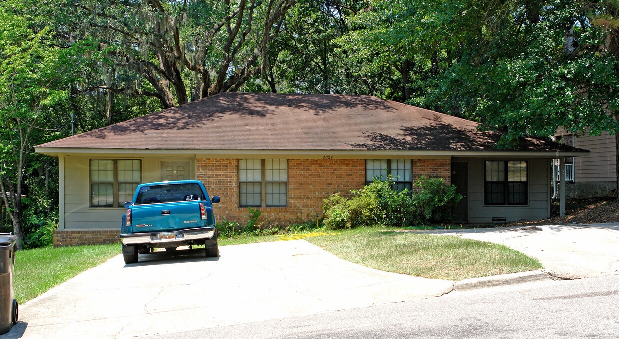 Foto principal - 2024 Watson Way