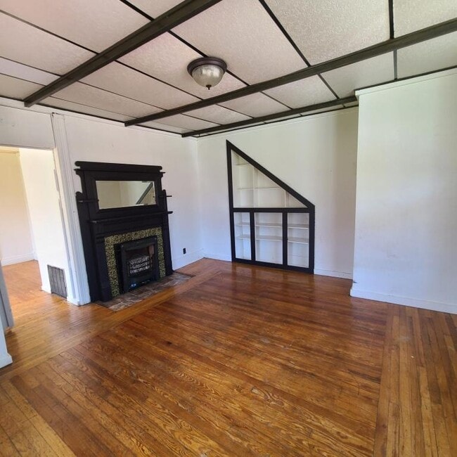 Foto del edificio - 426 E Market St