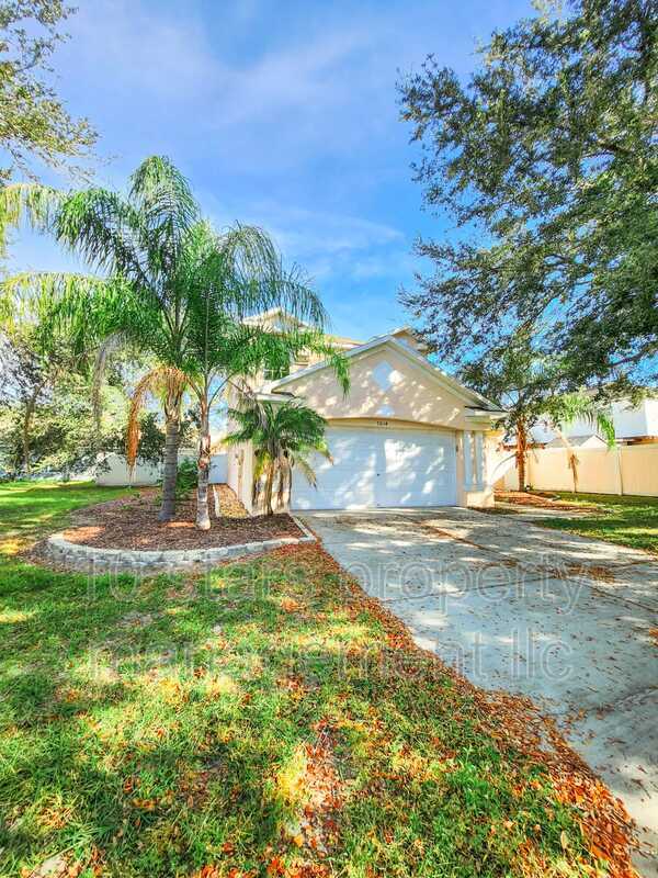 7014 Crown Lake Dr, Gibsonton, FL 33534 House for Rent in Gibsonton, FL
