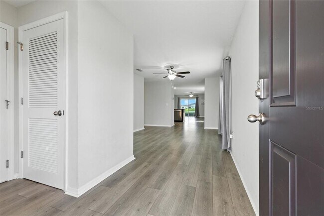 Foto del edificio - 3903 Silver Strand Trl
