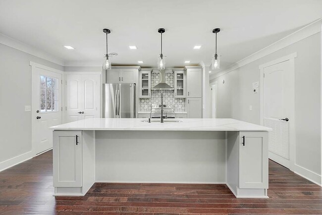 Building Photo - 5104 Parishwood Ct